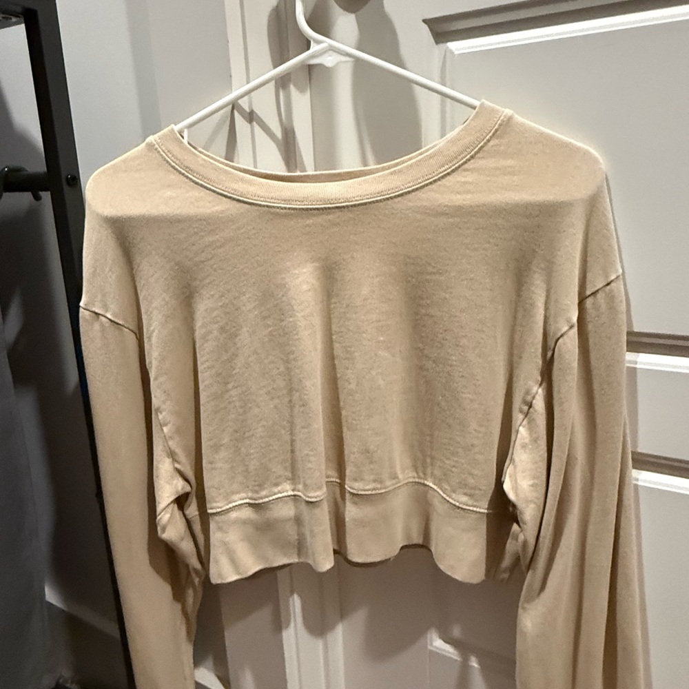 Women's Cream Long Sleeve Crop Top